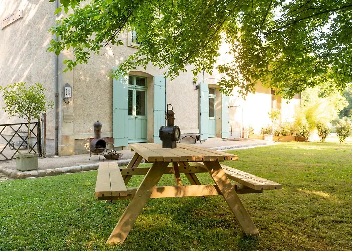 بيت للعطل La Gare Champetre A *