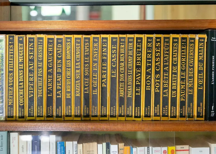 La Gare Champetre A *