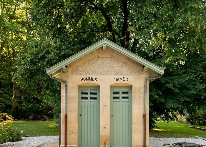 La Gare Champetre A Frontenac (Gironde)